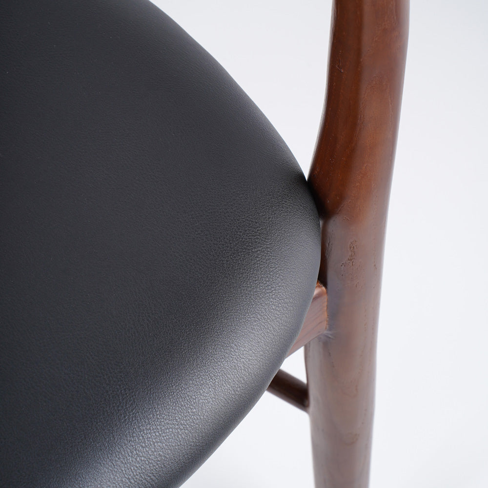 Chaise Encadrée